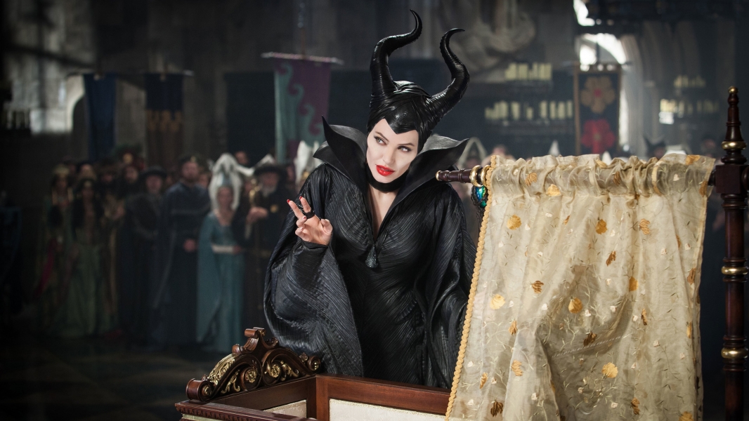 Maleficent 2014 full HD movie free - Omgflix.com